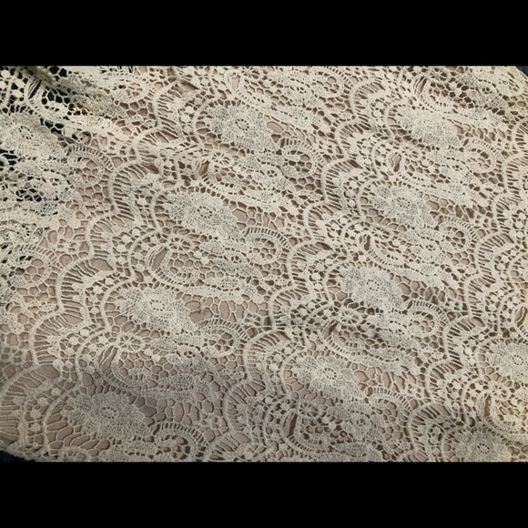 Lace Dress - Picture 2 of 4